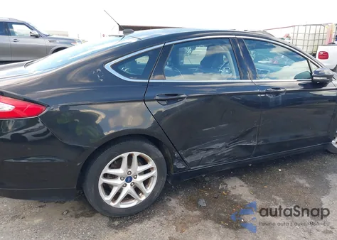 2015 Ford Fusion Se z USA, uszkodzony, nr VIN 3FA6P0HD0FR185324